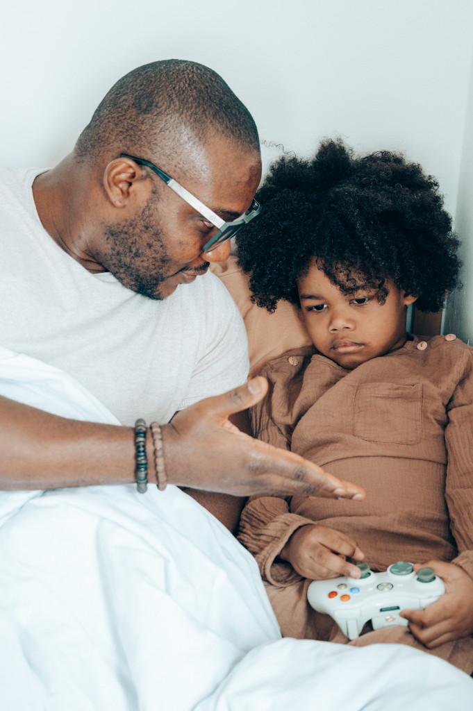 black-father-speaking-with-child-at-home-4544907